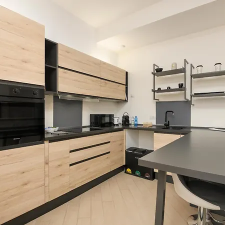 293 - La Casa Del Porto Luxury, Il Tuo A A Pochi Passi Dal Porto - Parcheggio Privato