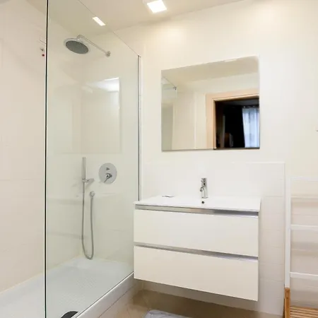 Lägenhet 293 - La Casa Del Porto Luxury, Il Tuo A A Pochi Passi Dal Porto - Parcheggio Privato Genua
