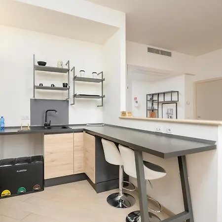 293 - La Casa Del Porto Luxury, Il Tuo A A Pochi Passi Dal Porto - Parcheggio Privato Lägenhet