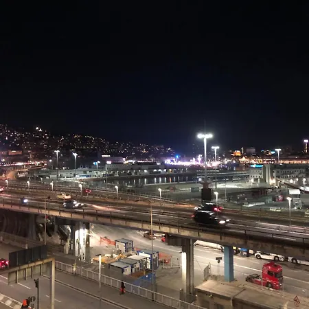 アパート 293 - La Casa Del Porto Luxury, Il Tuo A A Pochi Passi Dal Porto - Parcheggio Privato